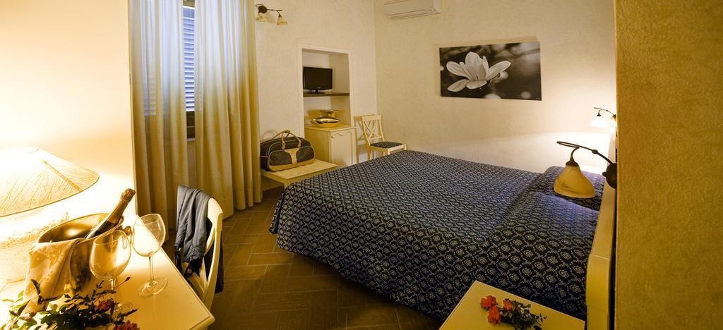 Hotel Corallo Pomonte Exterior foto